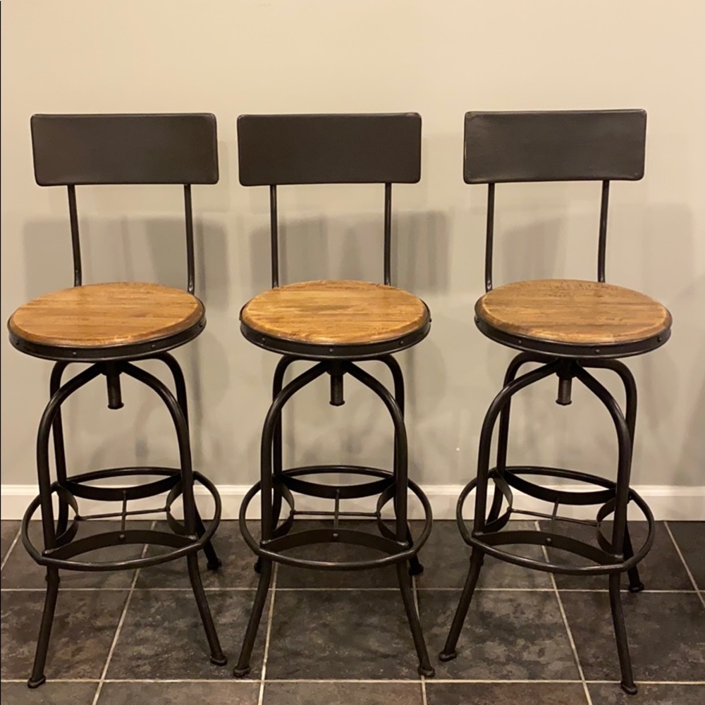 Allen Stool with Backrest